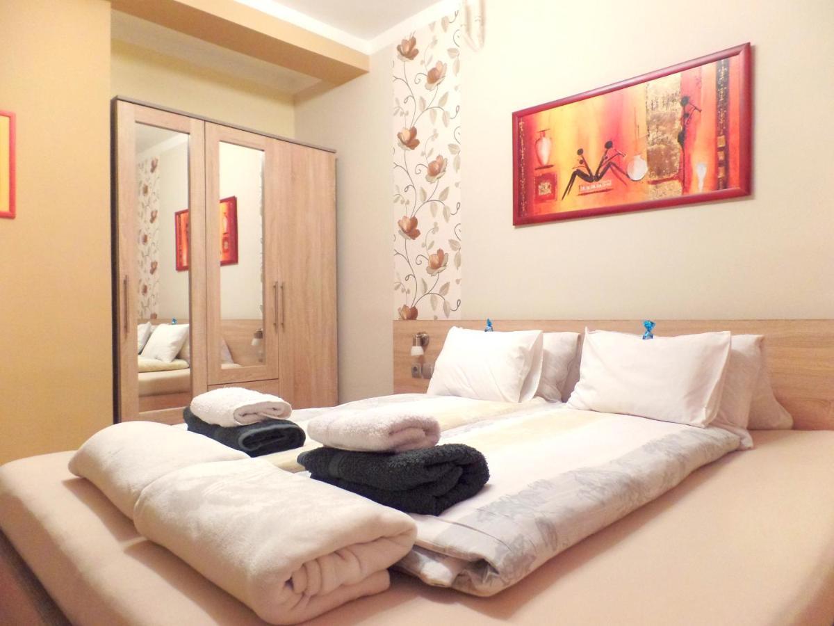 Apartman Siesta Buek - Buekfuerdo エクステリア 写真