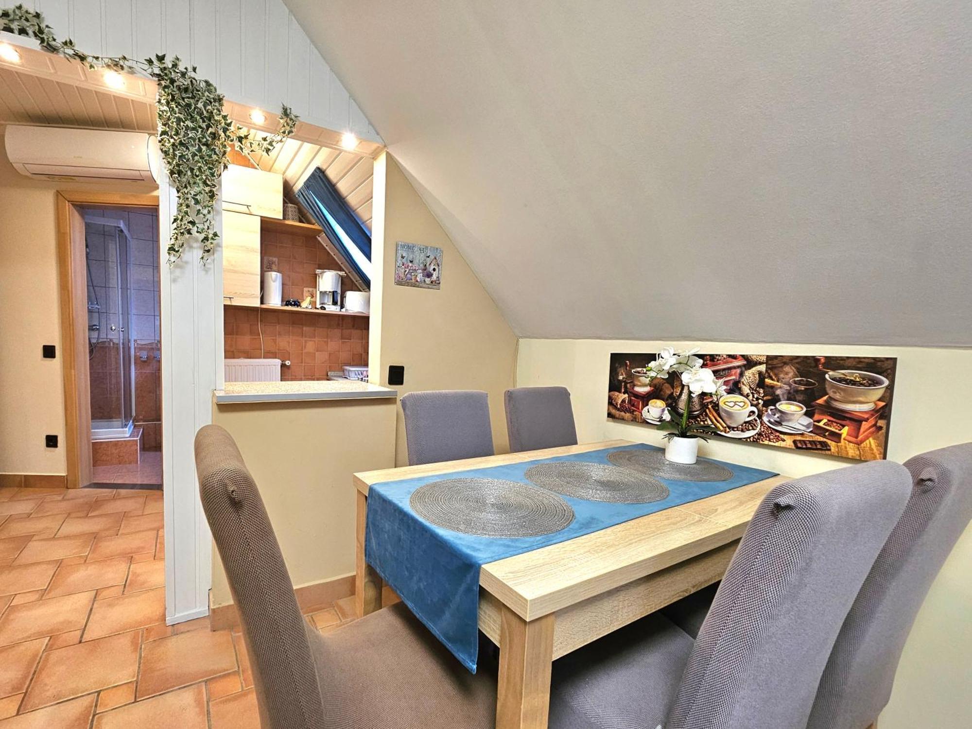 Apartman Siesta Buek - Buekfuerdo エクステリア 写真