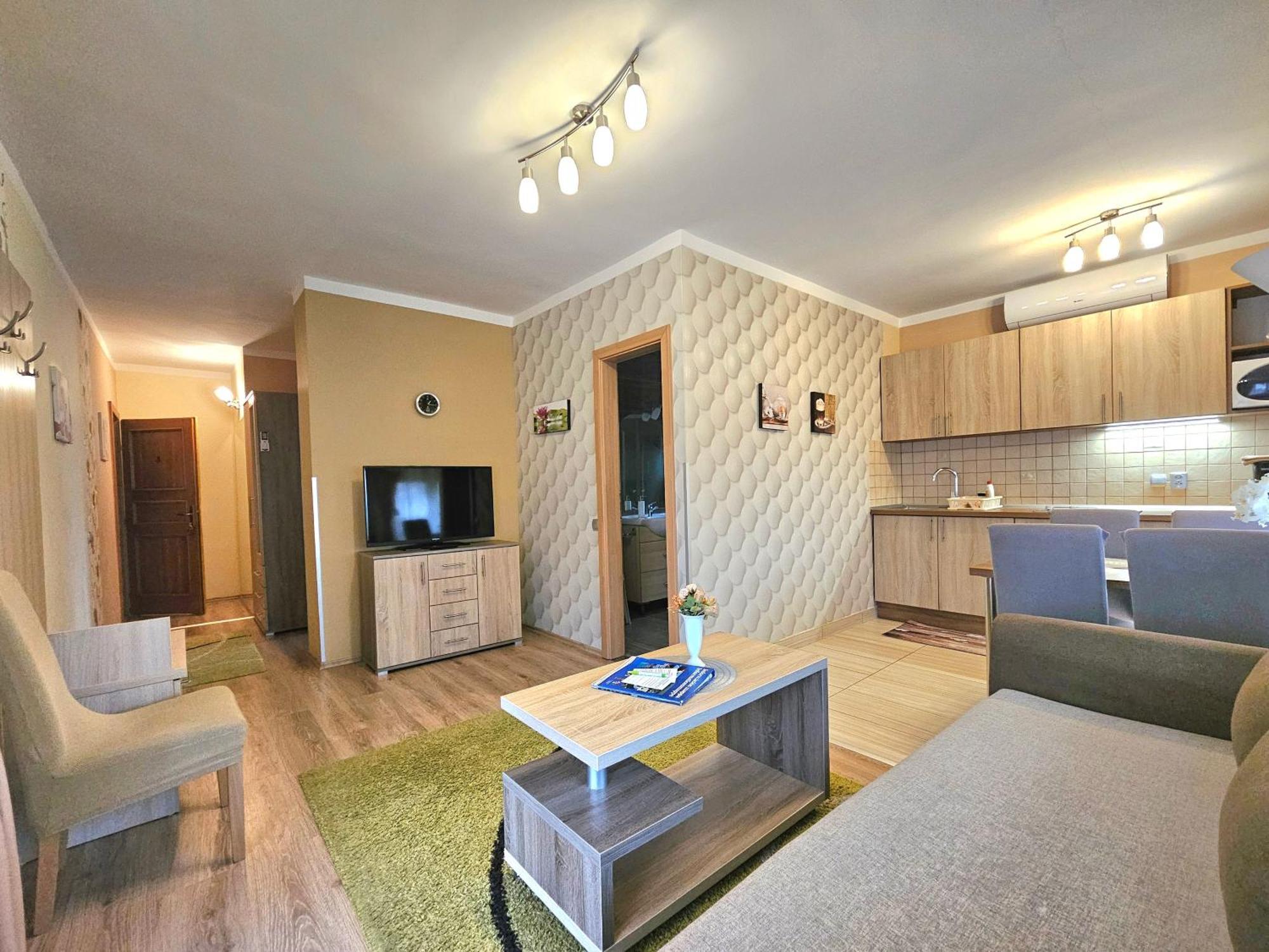 Apartman Siesta Buek - Buekfuerdo エクステリア 写真